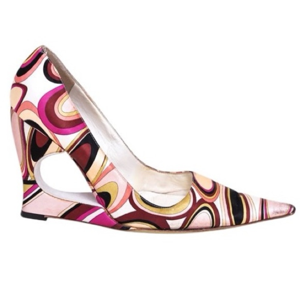 Emilio Pucci Printed Fabric Pumps 39.5